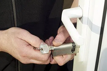 Royal Locksmith Store Miami Beach, FL 305-744-5495 - locks-repair
