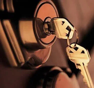 Royal Locksmith Store Miami Beach, FL 305-744-5495 Royal Locksmith Store Miami Beach, FL 305-744-5495 - residential-locksmith-shop